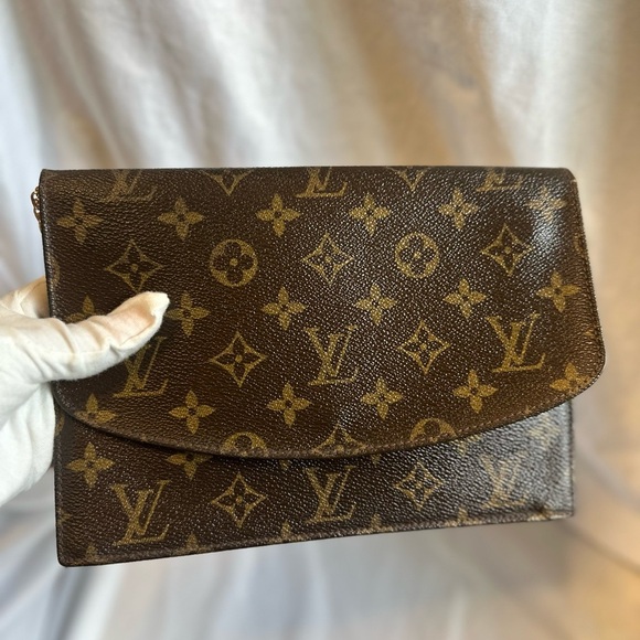 Louis Vuitton Monogram Lava Clutch Bag 🤎Preloved. Zipper pull missing - Picture 9 of 9